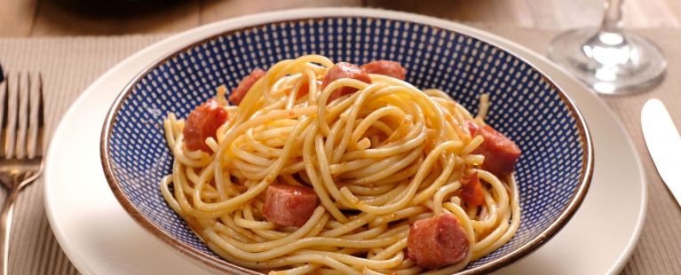 Macarrão à calabresa