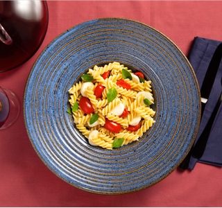Receita Macarrão à caprese