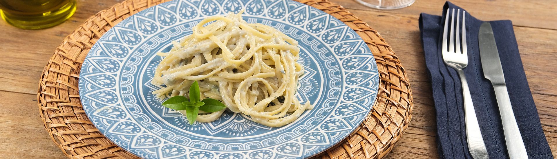 Macarrão ao molho 4 queijos