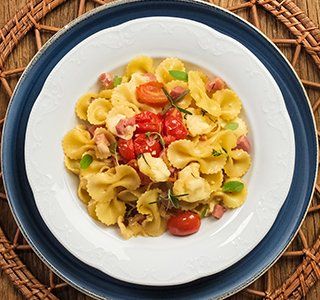 Receita Farfalle ao Pomodoro e Ervas