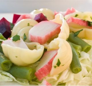 Receita Salada de macarrão com kani