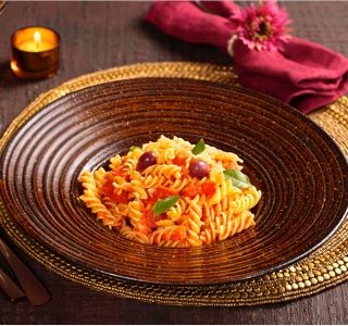 Receita Macarrão ao molho de tomates e azeitonas
